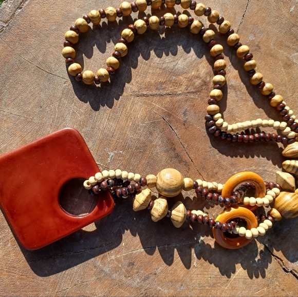 🍂Solid Wooden Beads 17" Sweater  Necklace - Picture 5 of 6
